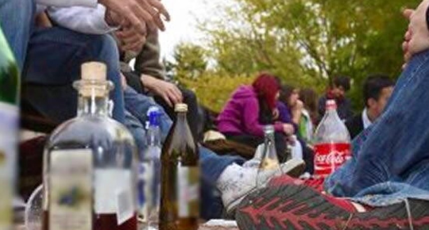 CARNAVAL Y DESCONTROL EN EL ACCESO SUR DE MONTEROS