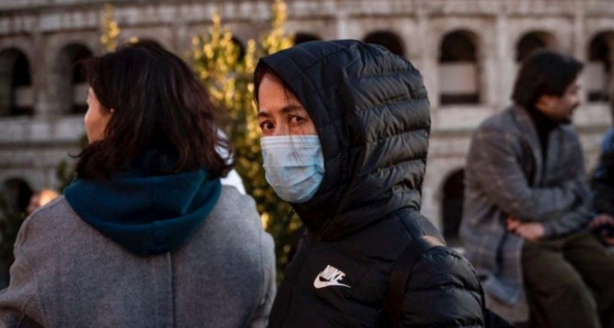 ITALIA: EXTIENDEN EL TOQUE DE QUEDA NOCTURNO Y PROHÍBEN LOS VIAJES ENTRE REGIONES