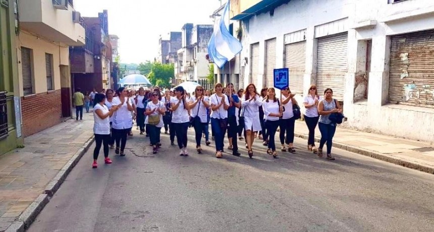 DOCENTES MARCHAN ESTE MARTES DESDE LA HORQUETA EN MONTEROS