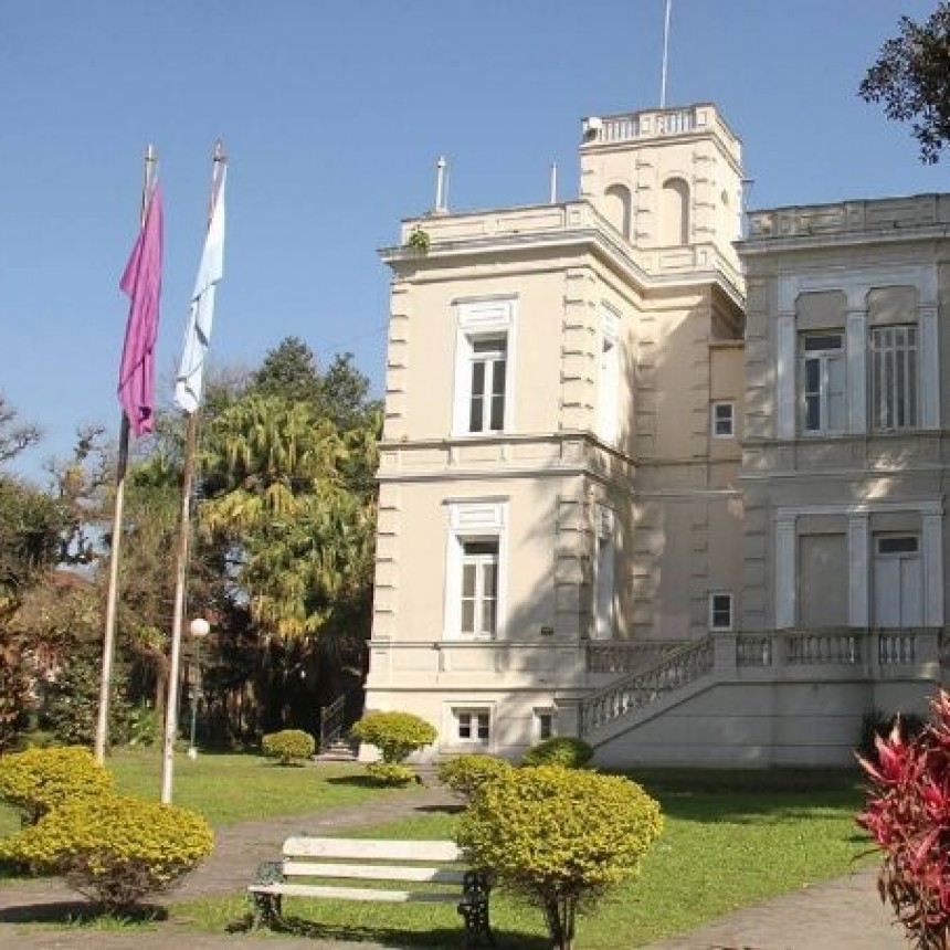 LA UNIVERSIDAD SAN PABLO T  SUSPENDE SUS CLASES