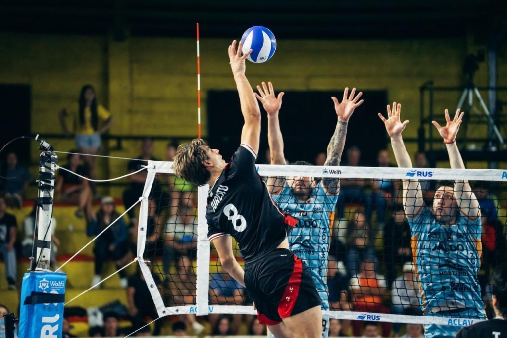 MVC NO PUDO CON RIVER Y CAY&Oacute; POR 3 - 2