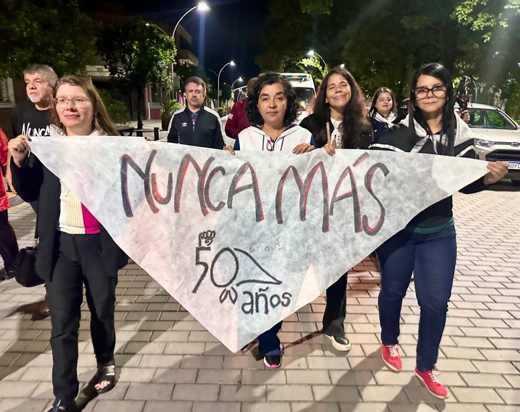 &ldquo;FLORECER&Aacute;N PA&Ntilde;UELOS&rdquo;, INICIATIVA DE EL SURGENTE COLECTIVO LITERARIO EN EL D&Iacute;A DE LA MEMORIA