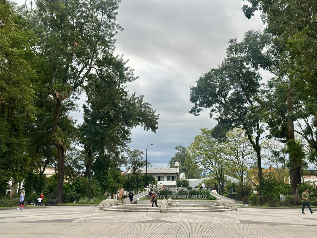NUBLADO, DESCENSO DE LA TEMPERATURA Y LLOVIZNAS EN MONTEROS
