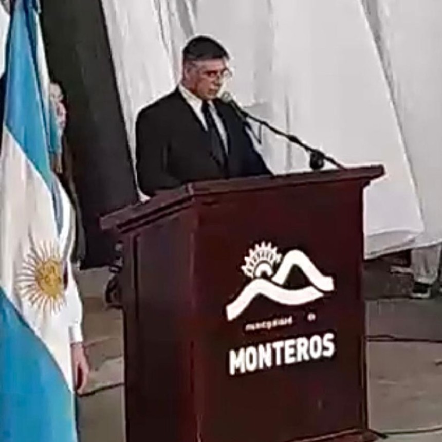 CARLOS GUINDAN HABL&Oacute; DE LA FORMACI&Oacute;N TE&Oacute;RICO-PRACTICA DEL ALUMNO DE ESC. T&Eacute;CNICA