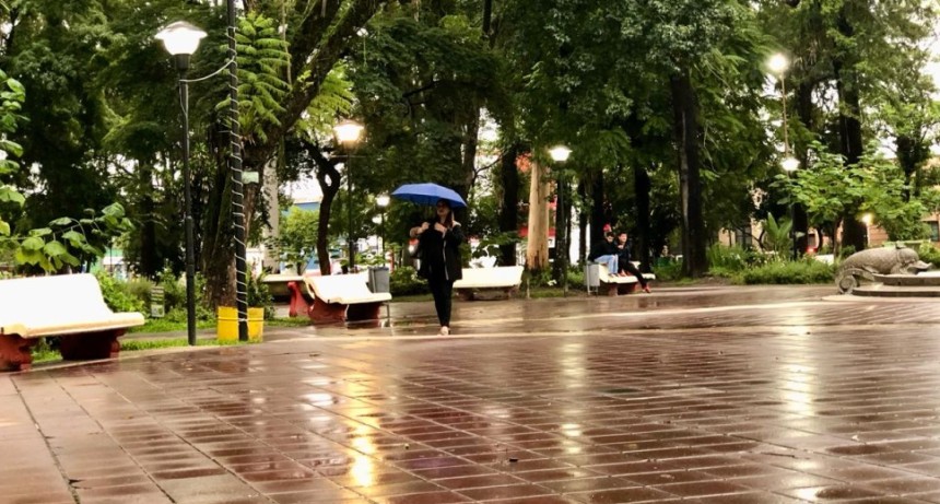 MONTEROS CON LLUVIA TODA LA SEMANA Y BAJA DE TEMPERATURA