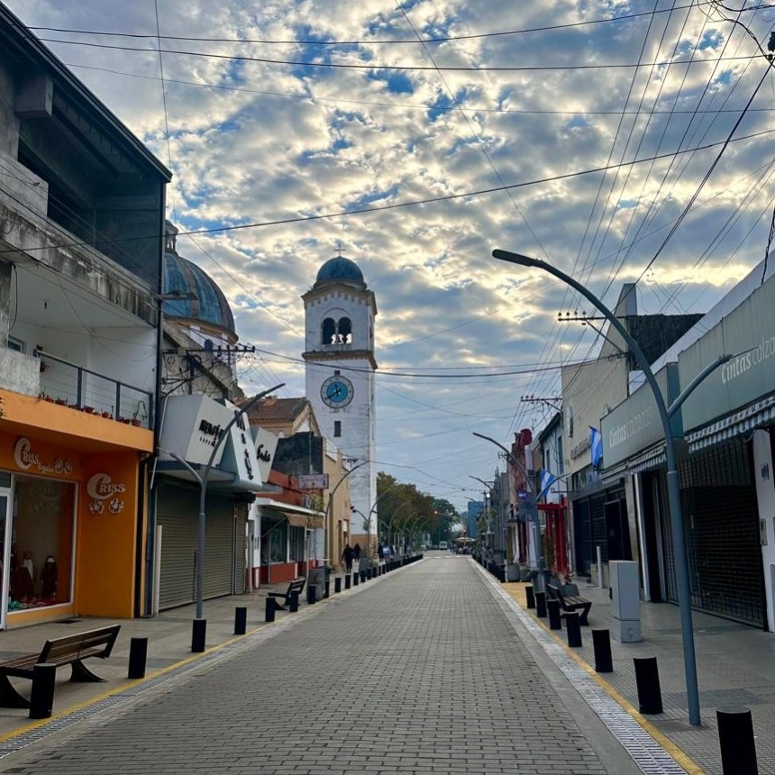 MARTES PARCIALMENTE NUBLADO Y POSIBLES TORMENTAS