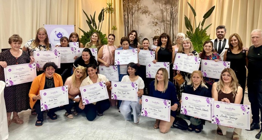 DESDE CONCEPCI&Oacute;N VINIERON A DISTINGUIR EL TRABAJO DE MUJERES DE MONTEROS