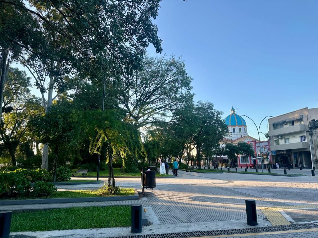 SIGUE EL CALOR EN MONTEROS. JUEVES SOLEADO Y CON NUBOSIDAD VARIABLE