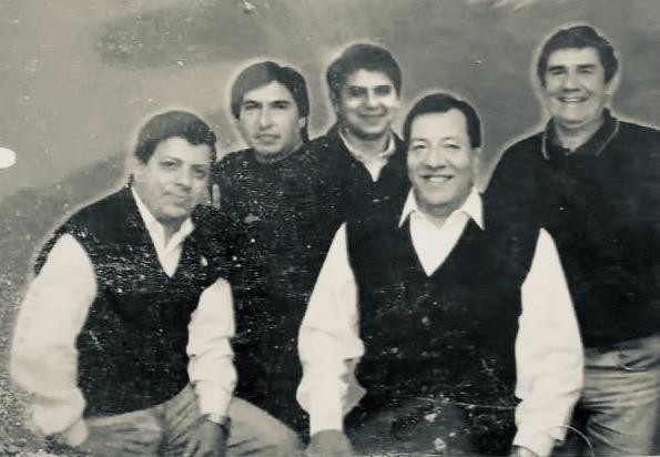 30 A&Ntilde;OS DE CANTO NUESTRO. LO FESTEJA CON UNA CENA SHOW