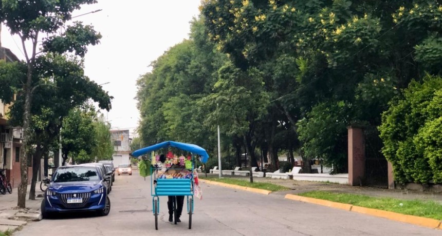 VIERNES NUBLADO Y CON LLUVIAS. FR&Iacute;O MATINAL