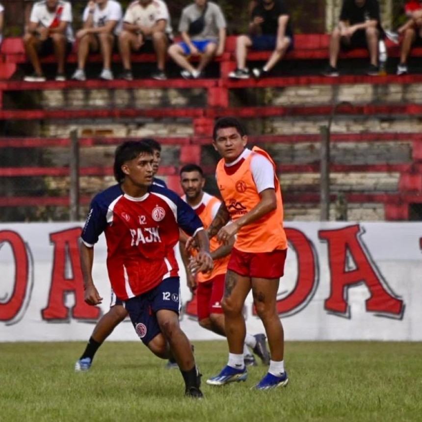 VUELVE &Ntilde;U&Ntilde;ORCO, CON MUCHA ILUSI&Oacute;N A SU CANCHA