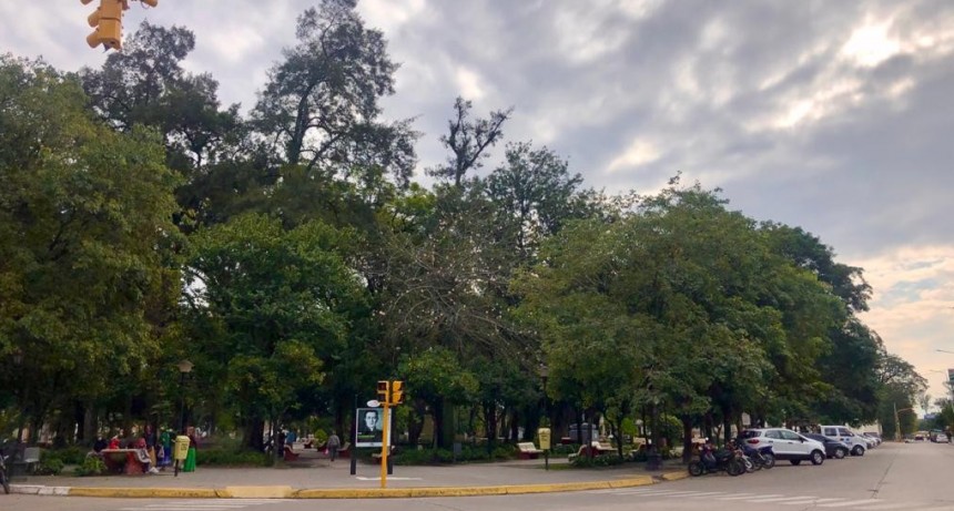 LUNES MAYORMENTE NUBLADO EN MONTEROS