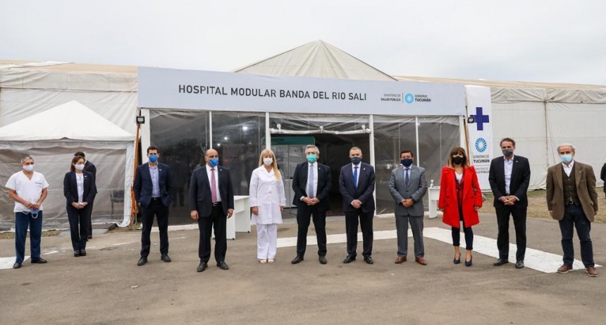EL PRESIDENTE INAUGURÓ OBRAS Y RECORRIÓ UN HOSPITAL MODULAR Y UNA FÁBRICA DE AUTOPARTES EN TUCUMÁN