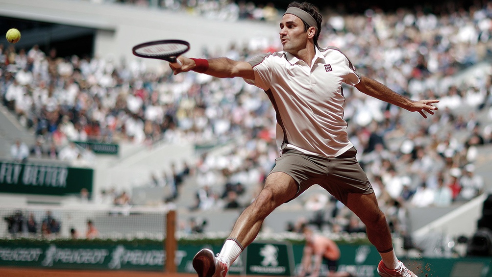 Mayer sufrió la contundencia de Federer y se despidió de Roland Garros