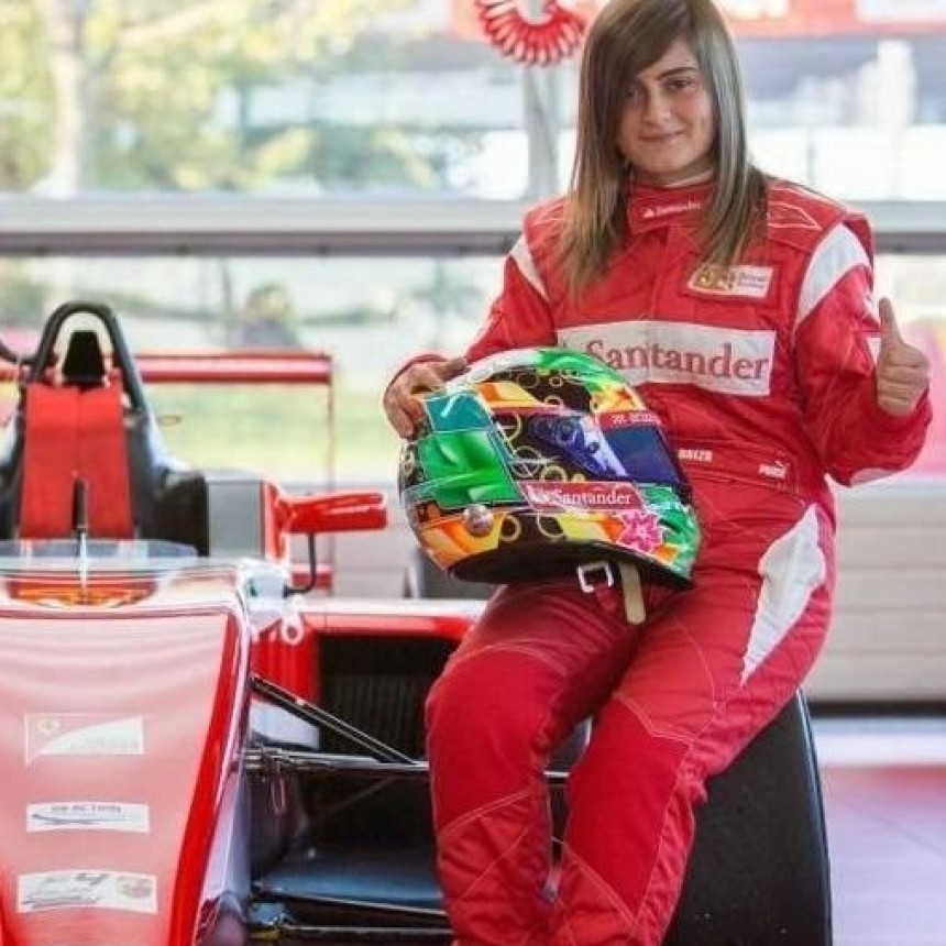 Ferrari permitirá mujeres en su escuela de pilotos