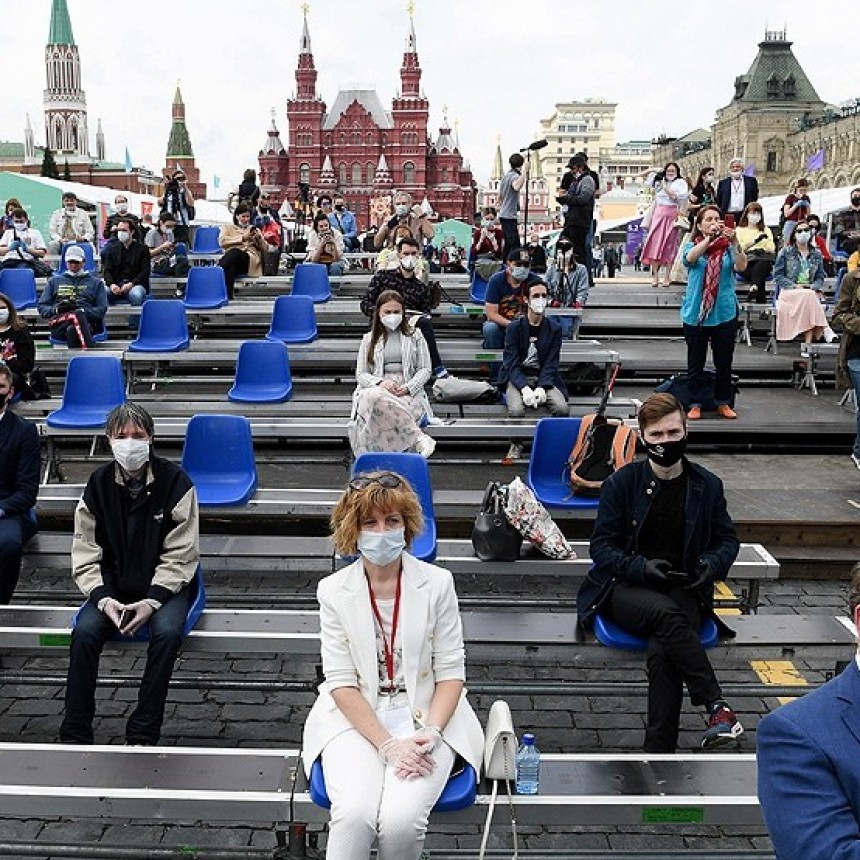 Rusia: confirmaron casi 8.900 nuevos casos y rondan los 7.000 muertos