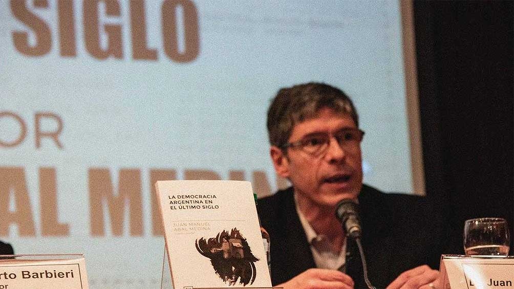 Abal Medina responsabilizó a los políticos que gobiernan desde 1983 por la pobreza y la desigualdad