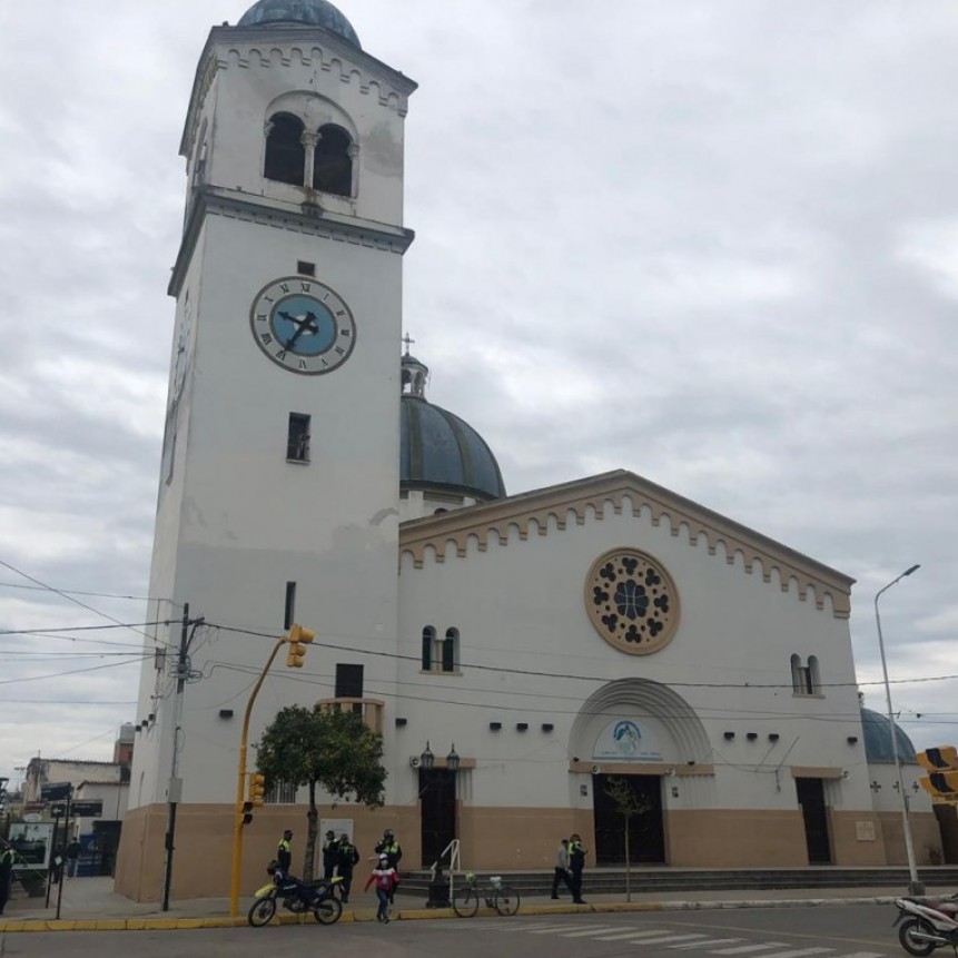 MARTES CON CIELO CUBIERTO EN MONTEROS