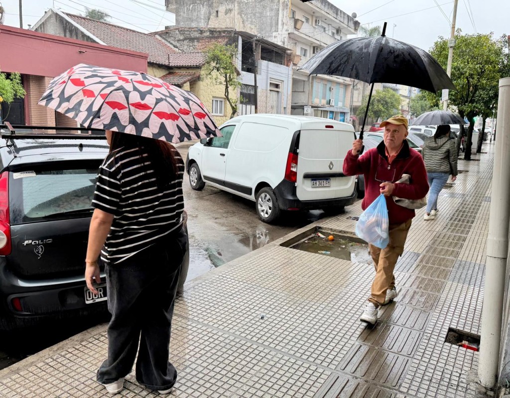 MI&Eacute;RCOLES DE LLOVIZNAS EN MONTEROS