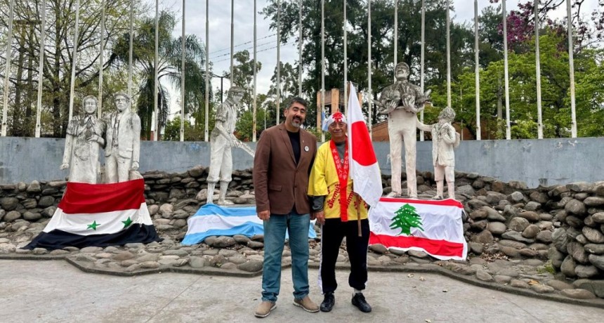 EL CENTRO &Aacute;RABE NO SE OLVID&Oacute; DEL &ldquo;D&Iacute;A DE LOS INMIGRANTES&rdquo;