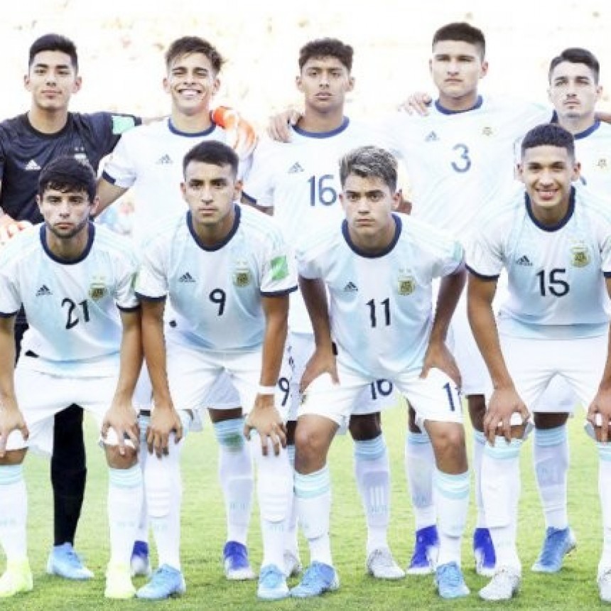 Argentina empató con el subcampeón España en su debut en Brasil