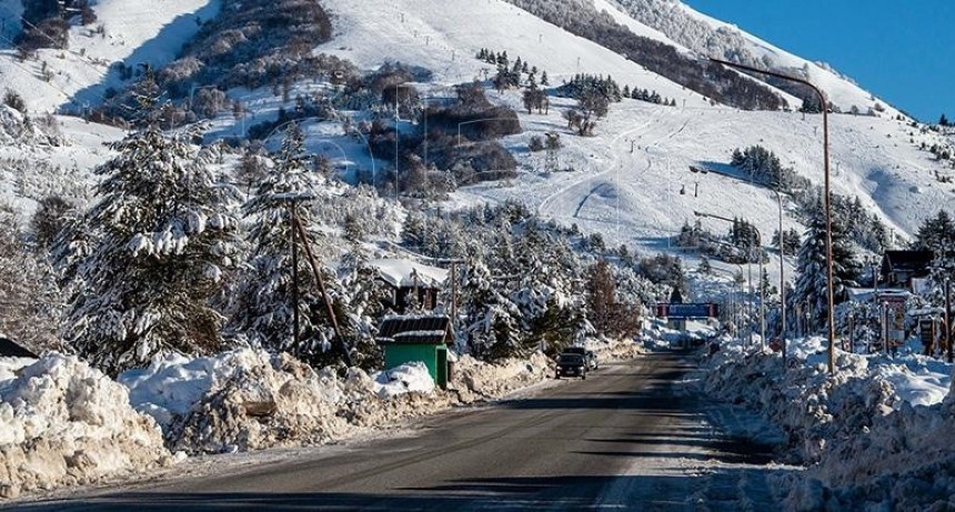 BARILOCHE SOLICITÓ COMENZAR SU EXPERIENCIA PILOTO DE REAPERTURA TURÍSTICA LA SEMANA PRÓXIMA