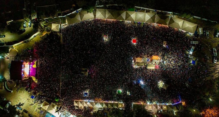 LA MUNICIPALIDAD DICE QUE BATIÓ RÉCORD EL FESTIVAL  