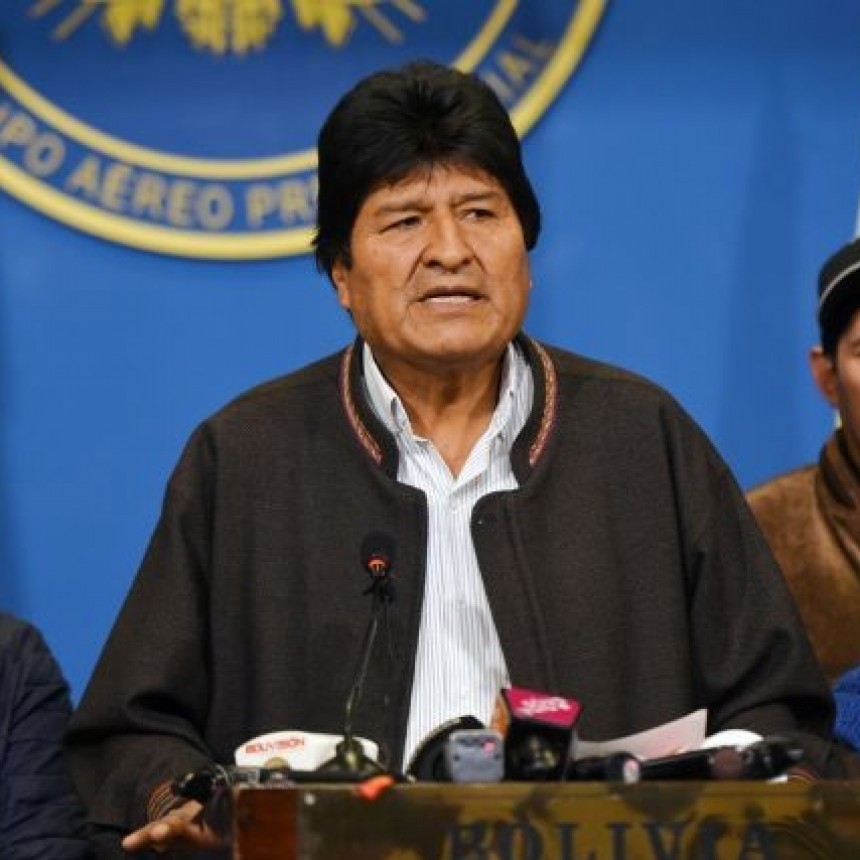 ¿Quién debe asumir la presidencia en Bolivia?