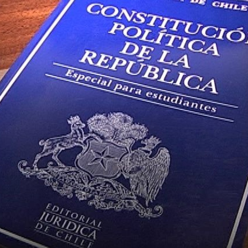 El congreso chileno acordó plebiscito para cambiar la constitución 