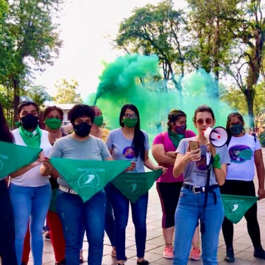 ESTE MIÉRCOLES SORORIDAD ACTIVA MONTEROS ADHIRIÓ AL PAÑUELAZO POR LA APROBACIÓN DE LA LEY DE INTERRUPCIÓN DEL EMBARAZO