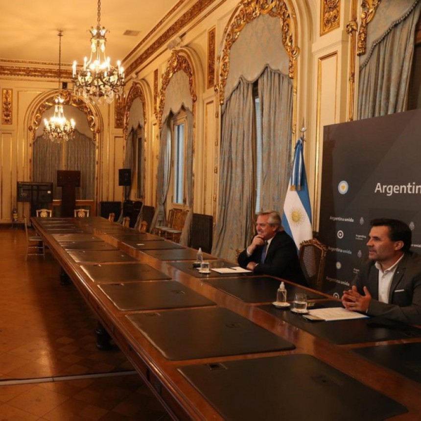 EL PRESIDENTE INAUGURÓ DOS CENTRALES GENERADORAS DE ENERGÍA ELÉCTRICA EN BASE A BIOMASA FORESTAL EN CHACO