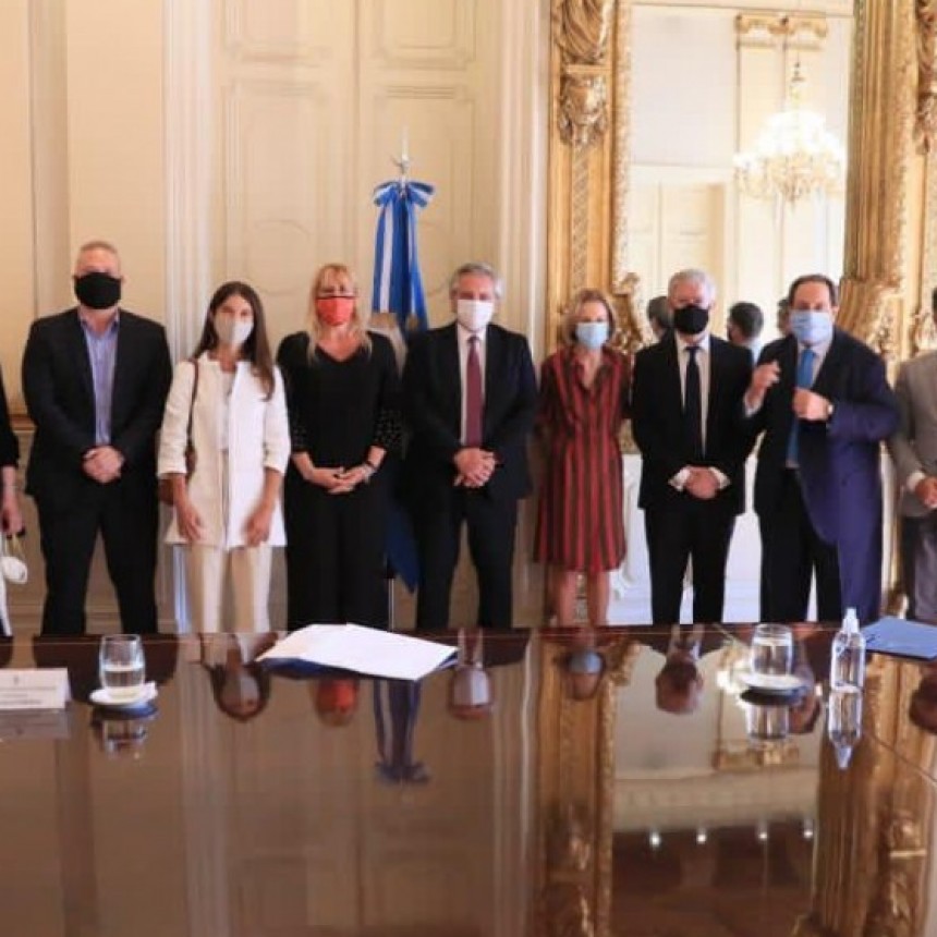 EL PRESIDENTE RECIBIÓ EL INFORME DEL CONSEJO CONSULTIVO PARA LA REFORMA DEL SISTEMA JUDICIAL