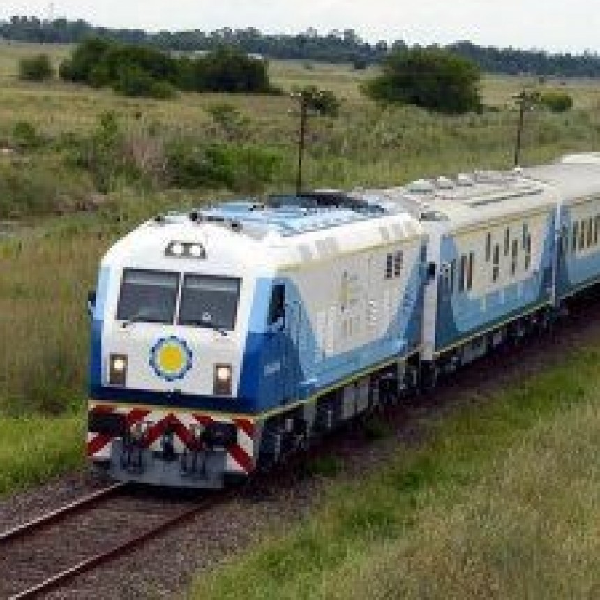 VUELVE EL TREN QUE UNE BUENOS AIRES CON TUCUMÁN
