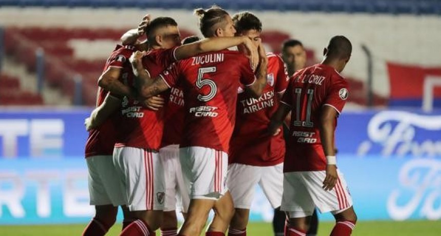 RIVER VAPULEÓ 6-2 A NACIONAL EN URUGUAY Y AVANZÓ A LAS SEMIFINALES DE LA COPA LIBERTADORES